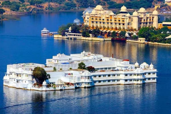 Udaipur Full Day Sightseeing Tour Package